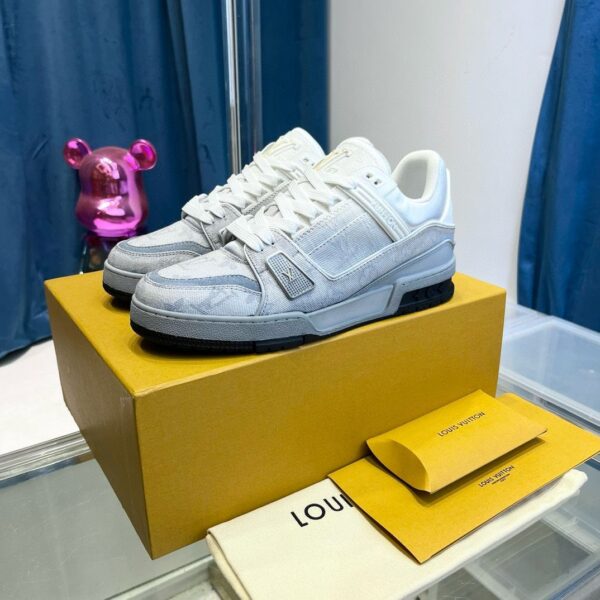 LV trainer