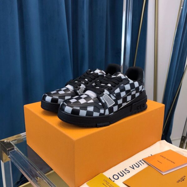 Lv trainer