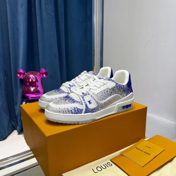 LV trainer