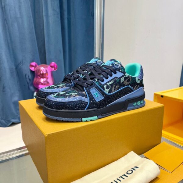 LV trainer