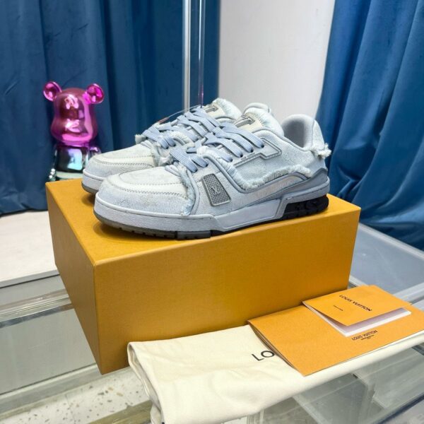 LV trainer