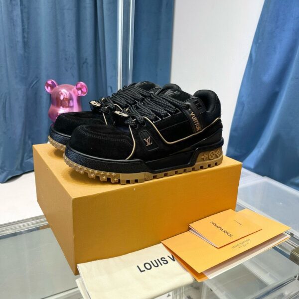 LV trainer