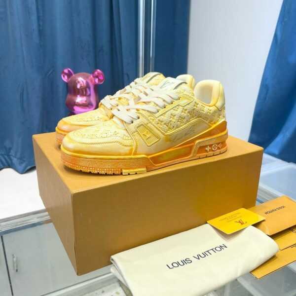 LV trainer