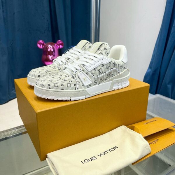 LV trainer