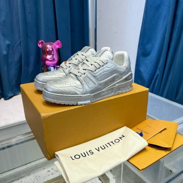 LV trainer