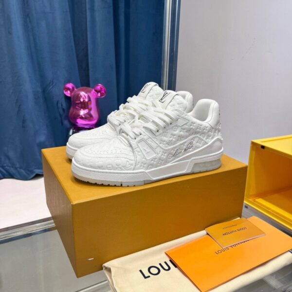 LV trainer