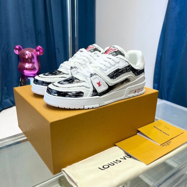 LV trainer