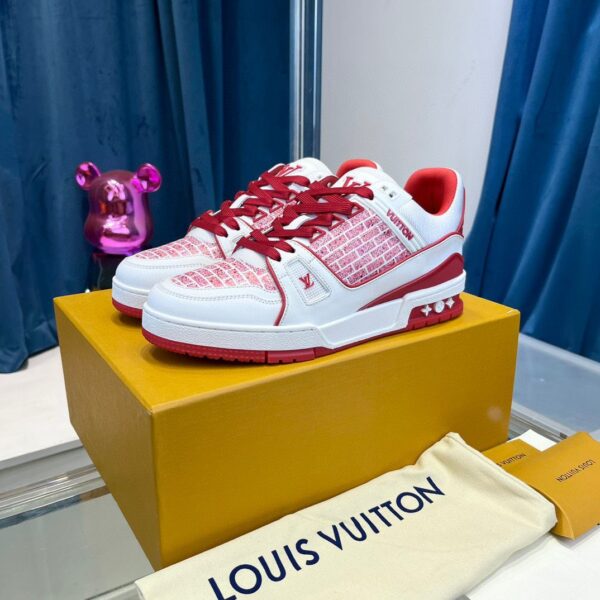 LV trainer
