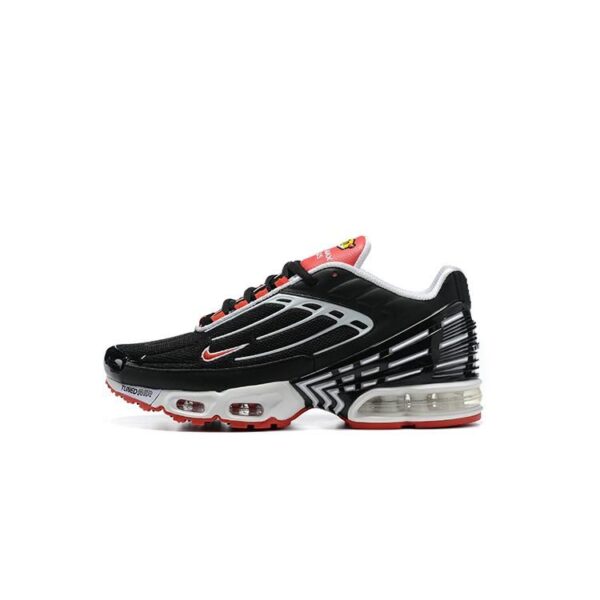 Air Max Plus TN3 ‘Black University Red’