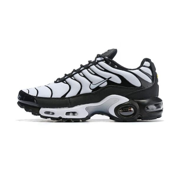 AIR MAX PLUS TN ‘GREY RED WHITE’