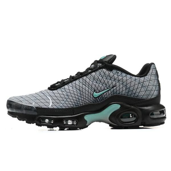 AIR MAX PLUS TN ‘SPIROGRAPH’