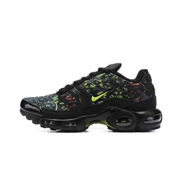 AIR MAX PLUS TN ‘SUSTAINABLE BLACK VOLT’