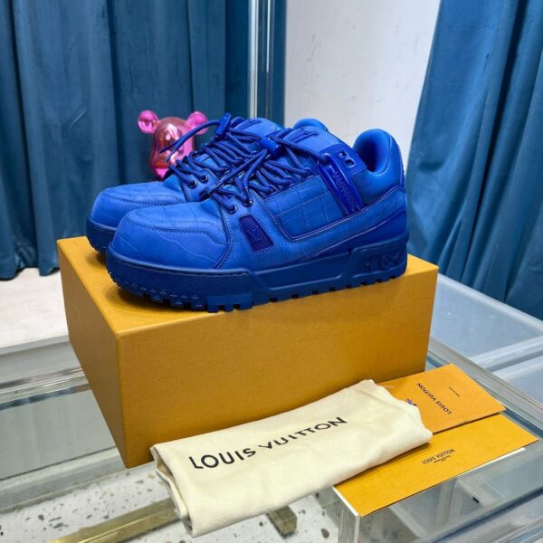 LV trainer