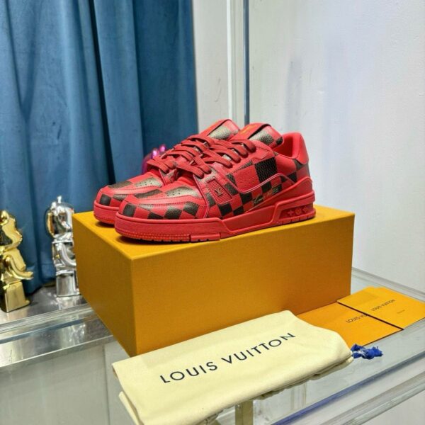 Lv trainer