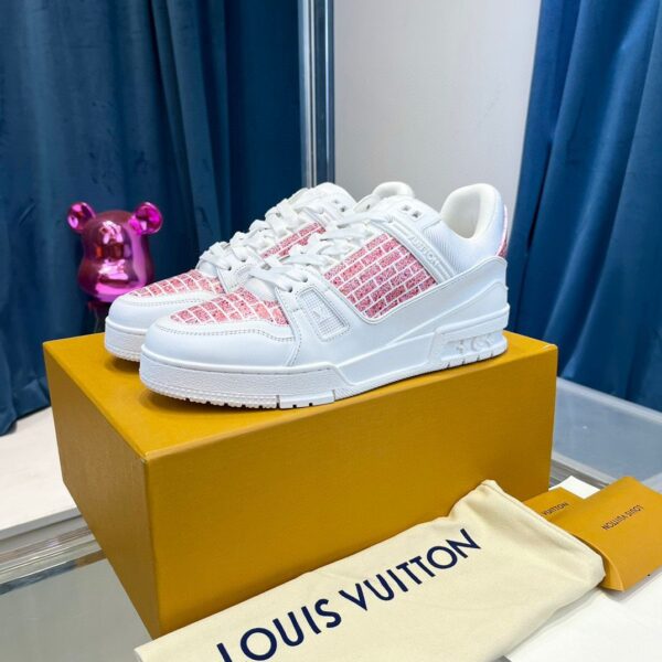 LV trainer