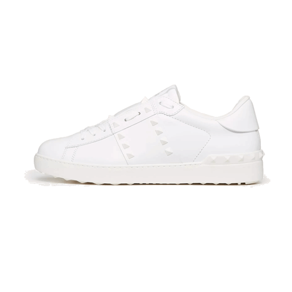 One stud leather sneakers