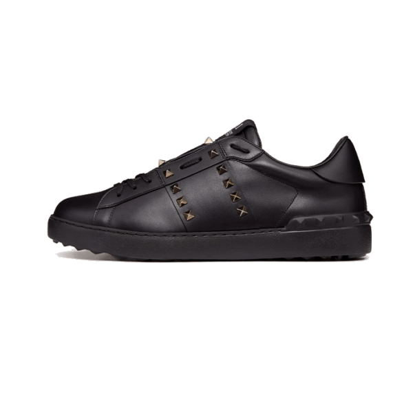 One stud leather sneakers